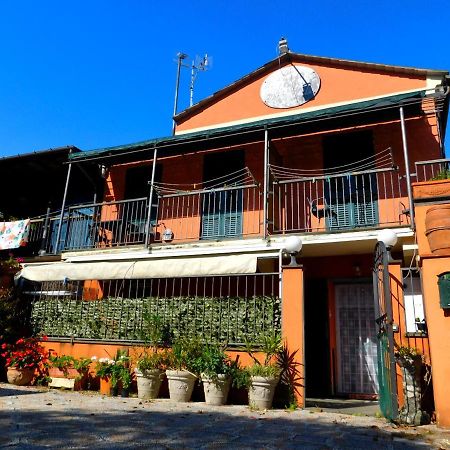 La Casa Rosa! Apartment Levanto Bagian luar foto
