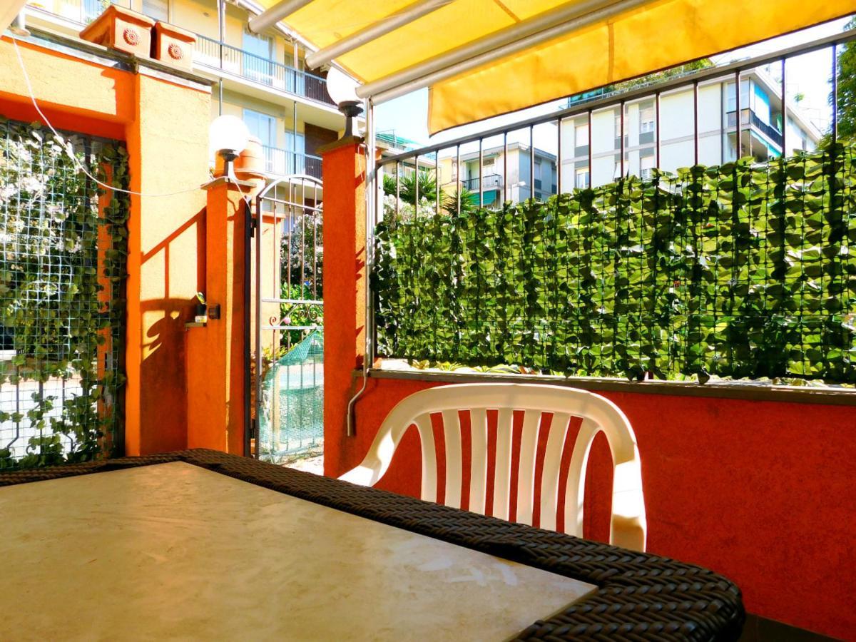 La Casa Rosa! Apartment Levanto Bagian luar foto
