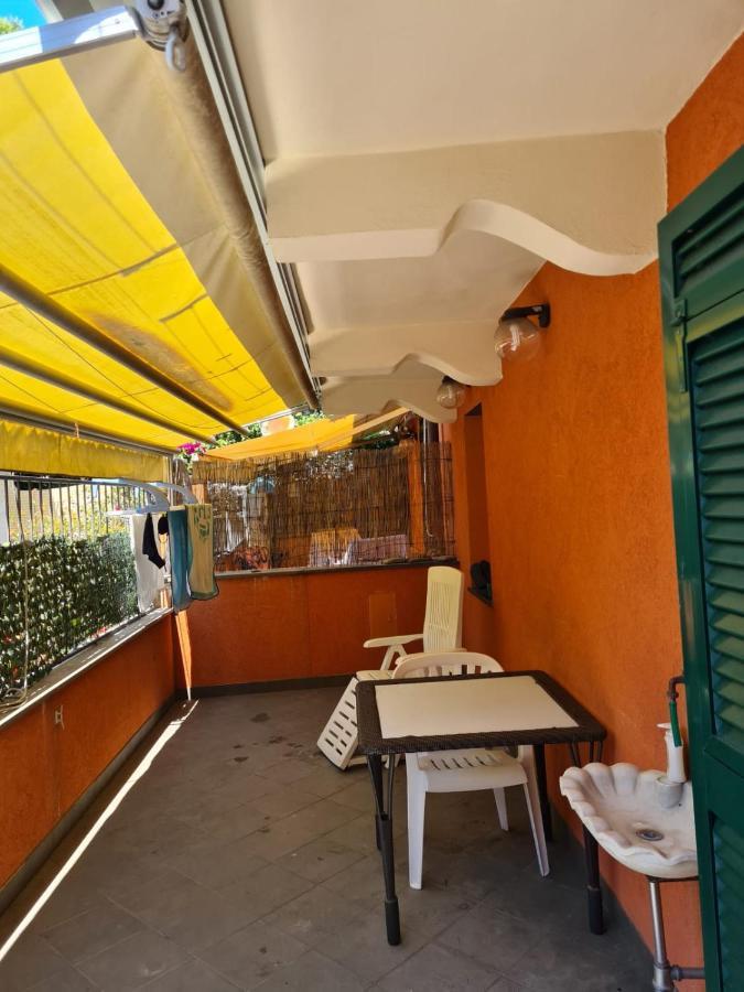 La Casa Rosa! Apartment Levanto Bagian luar foto